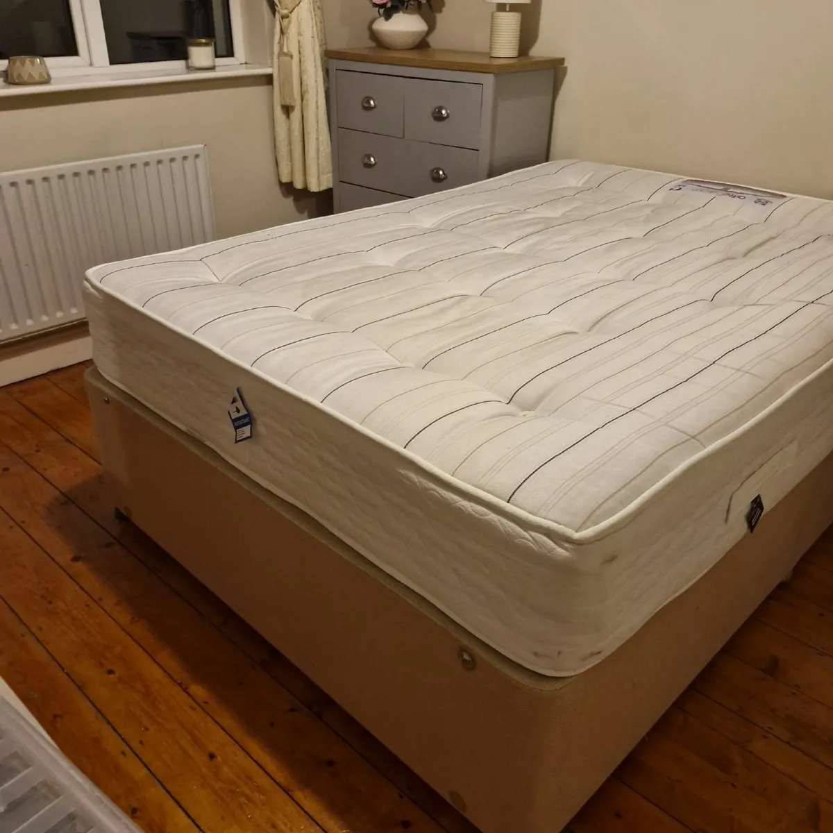 double bed - Image 1