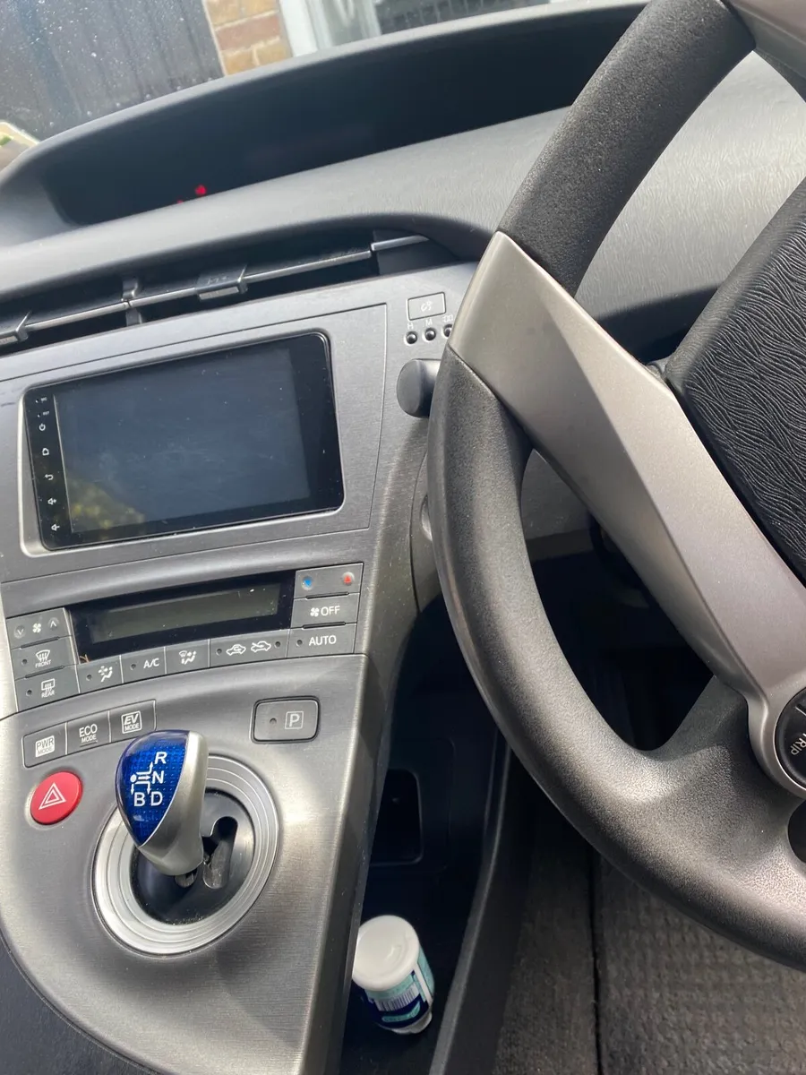 Toyota Prius 2013 - Image 3