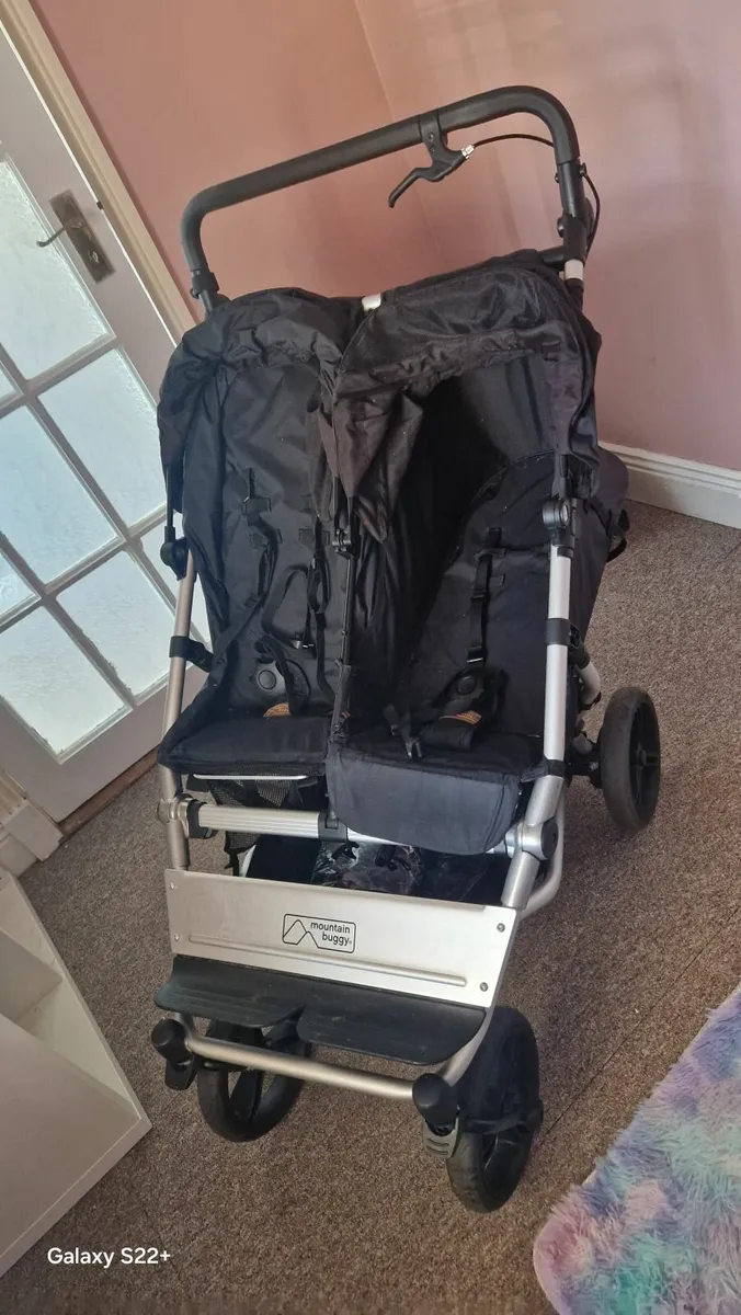 Mountain Buggy Duet - Image 4