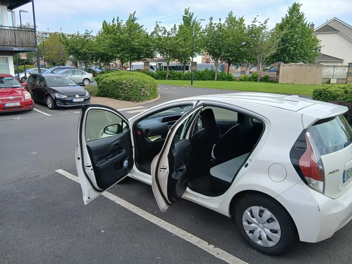 Toyota Aqua - Image 2