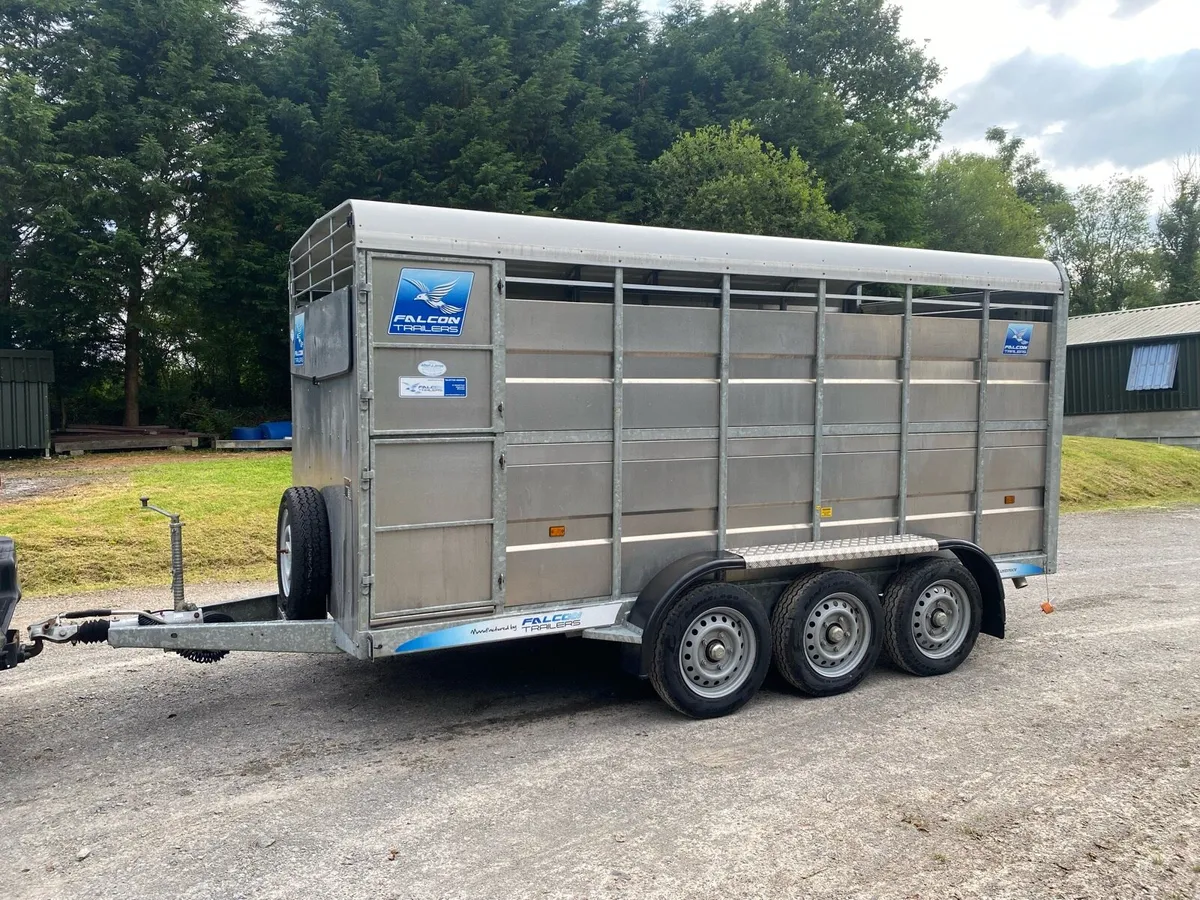 Falcon cattle trailer - Image 4