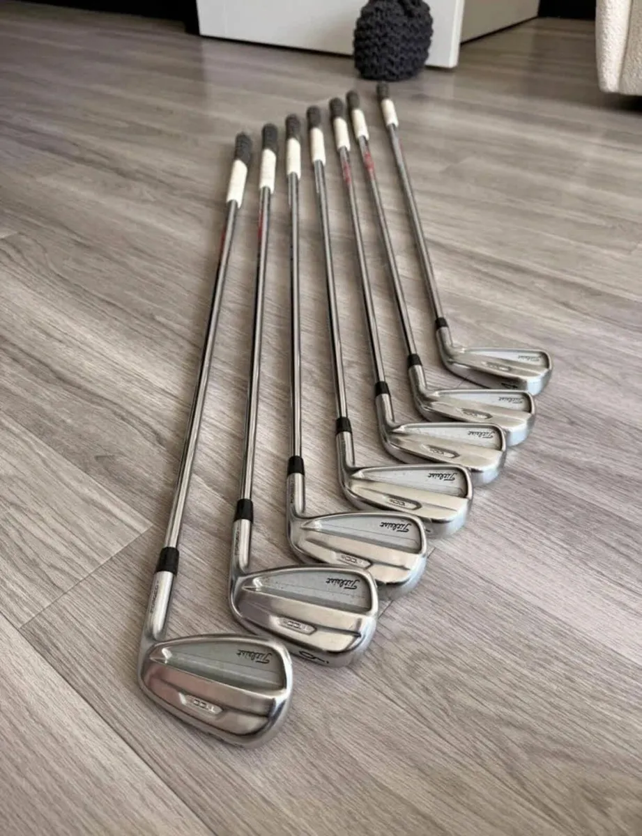 Titleist T100S 2021 Iron Set 4-PW - Image 1
