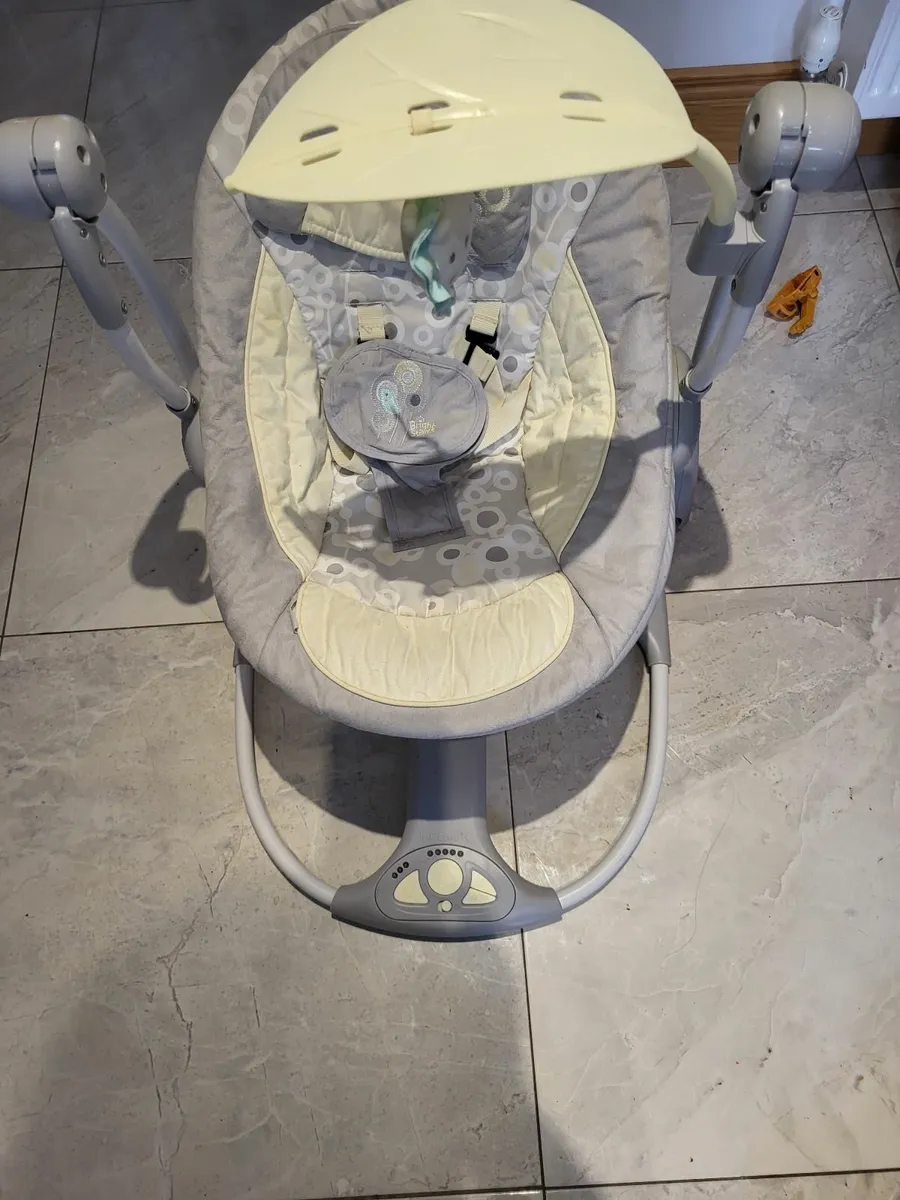 Baby swing - Image 2