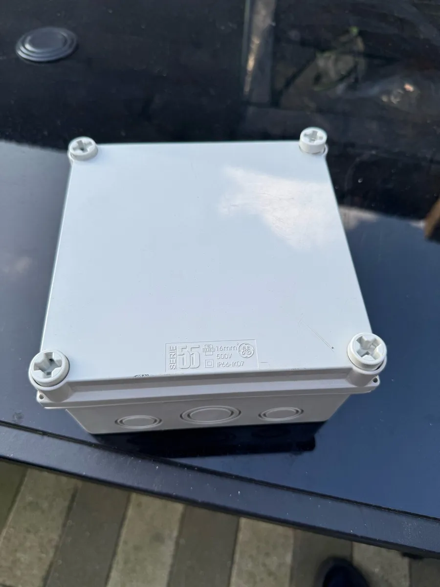 Electric box - Image 2