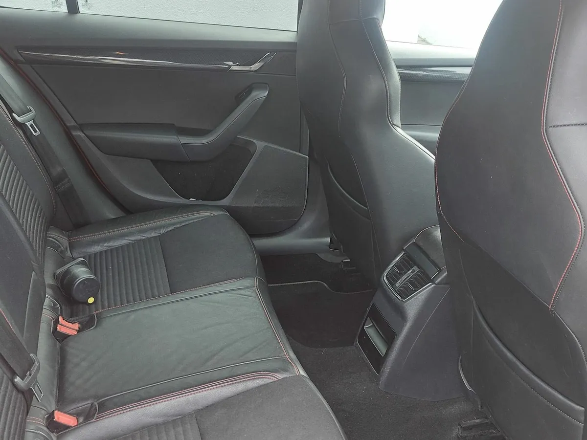 Skoda Octavia 2016 - Image 3