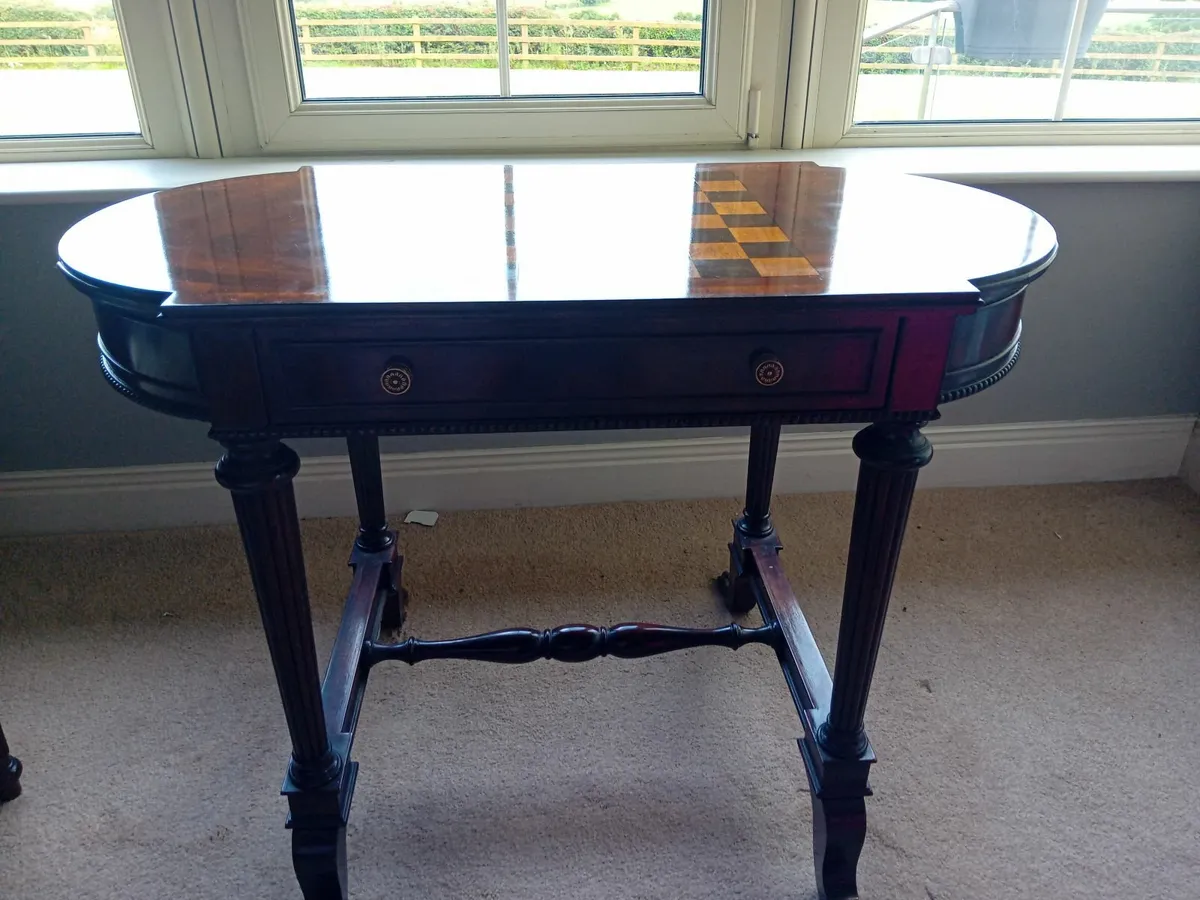 Chess Table - Image 1