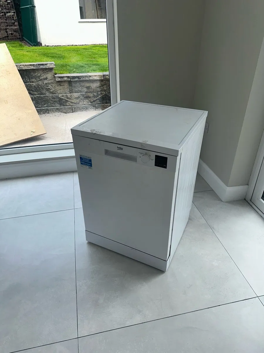 BEKO Full-size Dishwasher - White - Image 2