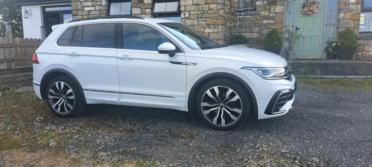 VW TIGUAN R-LINE - Image 1