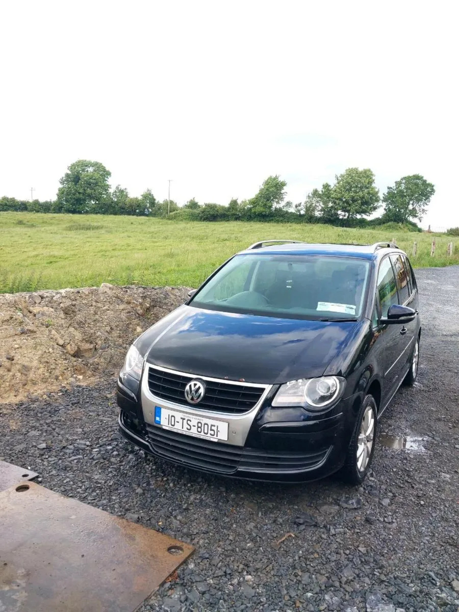 VW TOURAN - Image 2