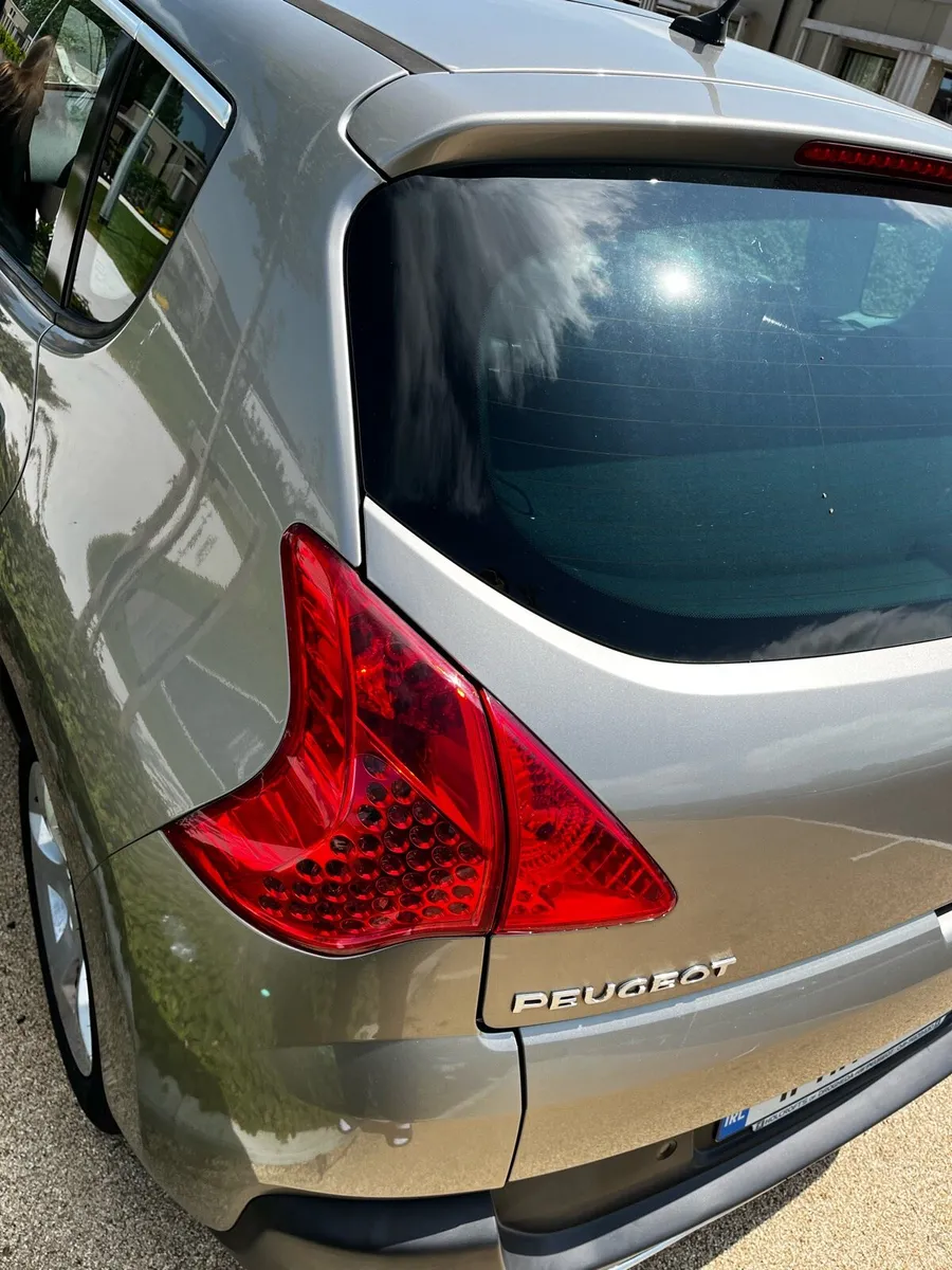 Peugeot 3008 - Image 1