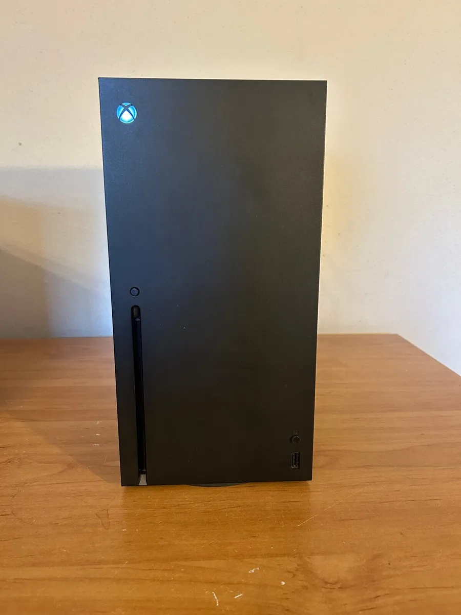 Xbox series X 1TB - Image 2