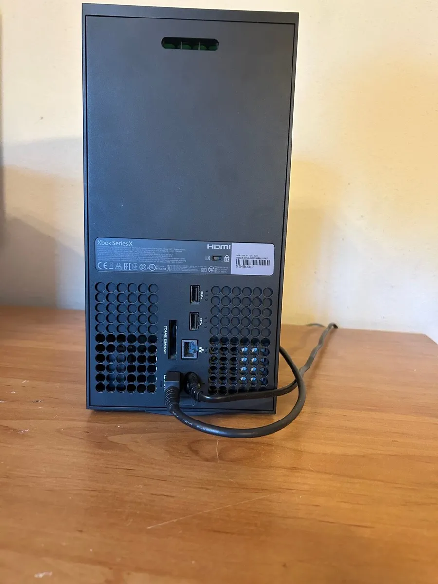 Xbox series X 1TB - Image 3