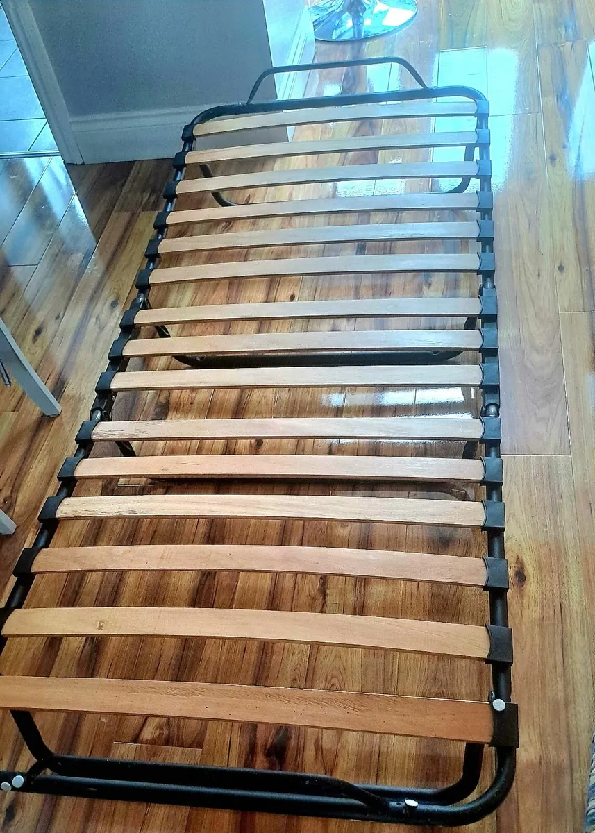 Fold up bed - Image 3