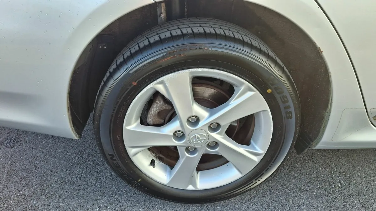 Toyota Corolla 2011 - Image 3