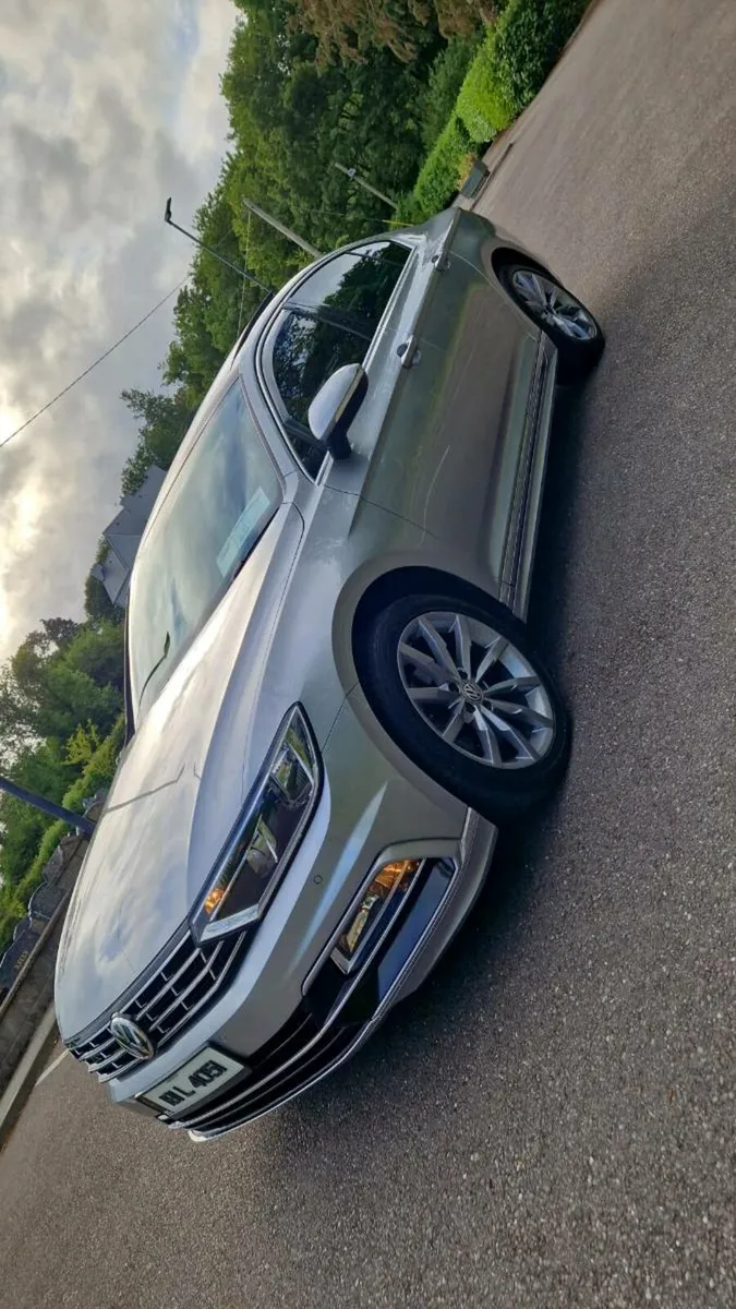 Volkswagen-R-Line-AUTO💥PRICE DROP🔥 - Image 1