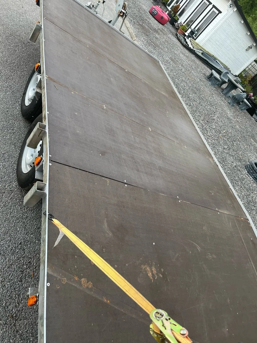 Car transporter - Image 2