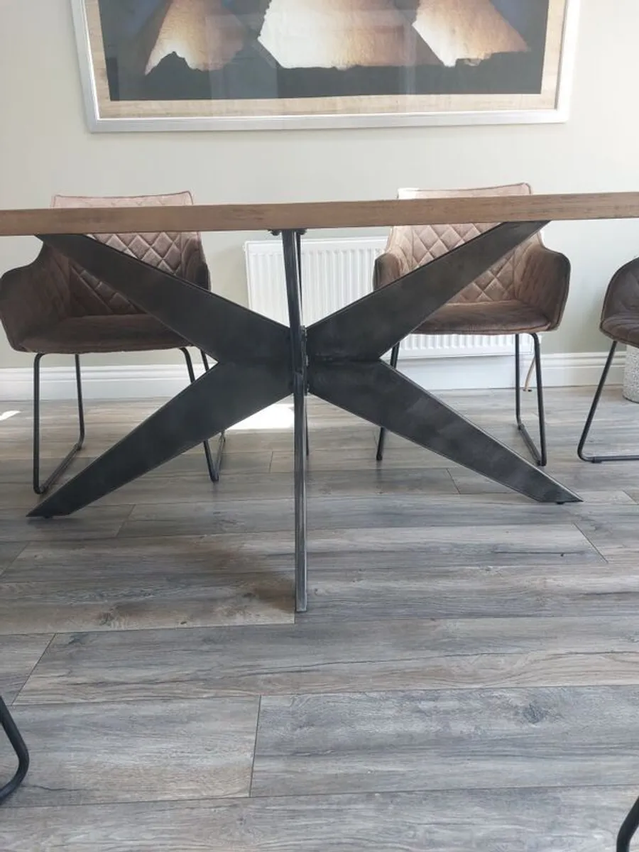 dining - Image 3