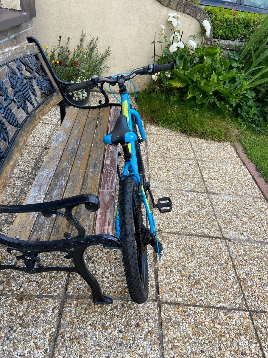 Child’s.  Bike - Image 3