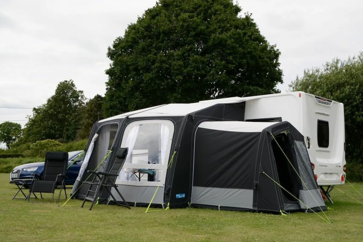 Awning - Image 1