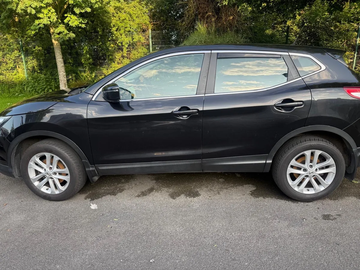 Car - Image 1