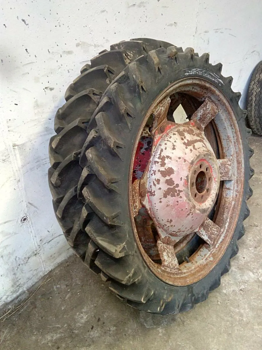 Wheels12.4X28 &Row crops7.2/36 & 600-36 Massey etc - Image 2