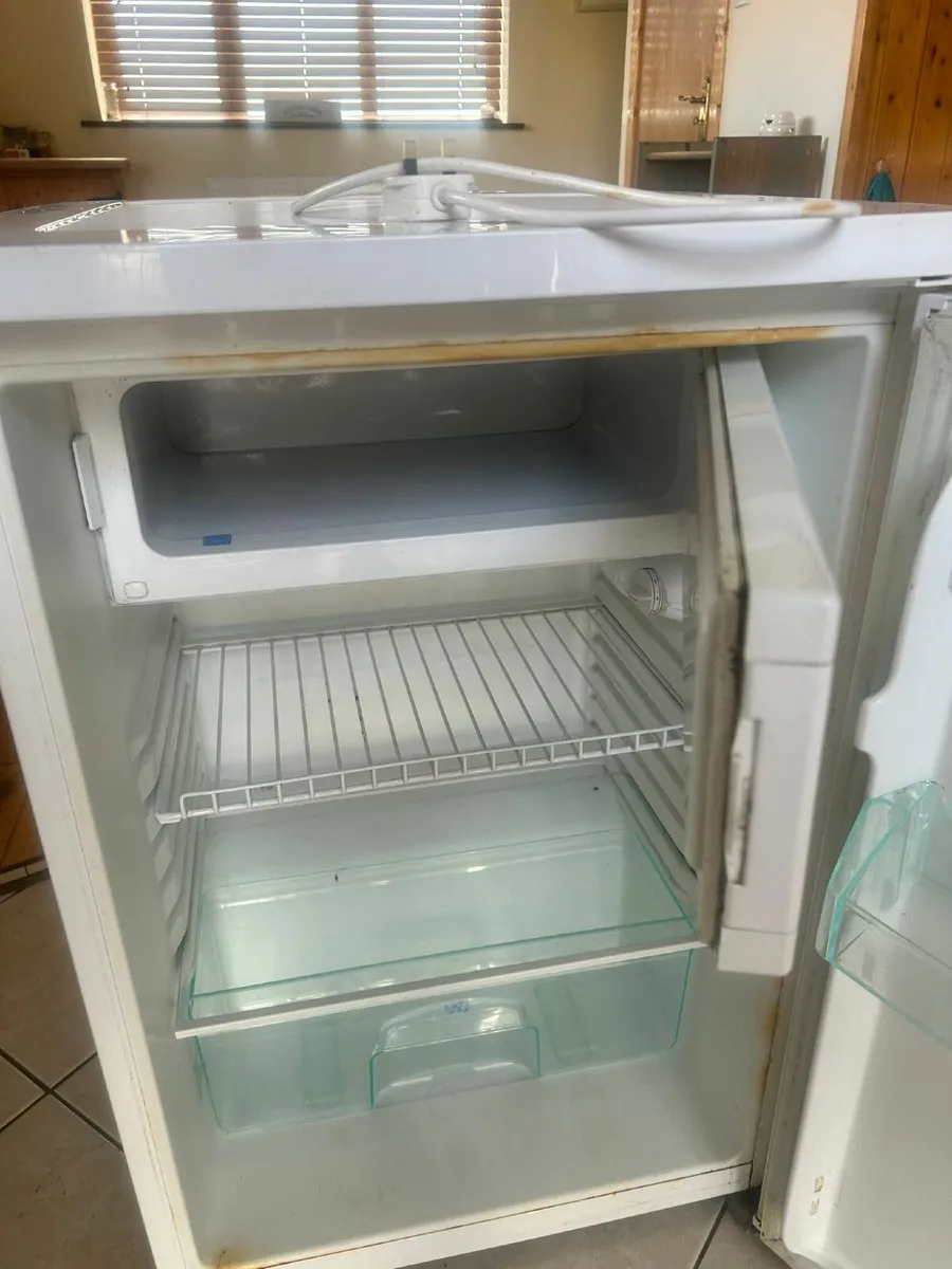 Fridge - Image 3