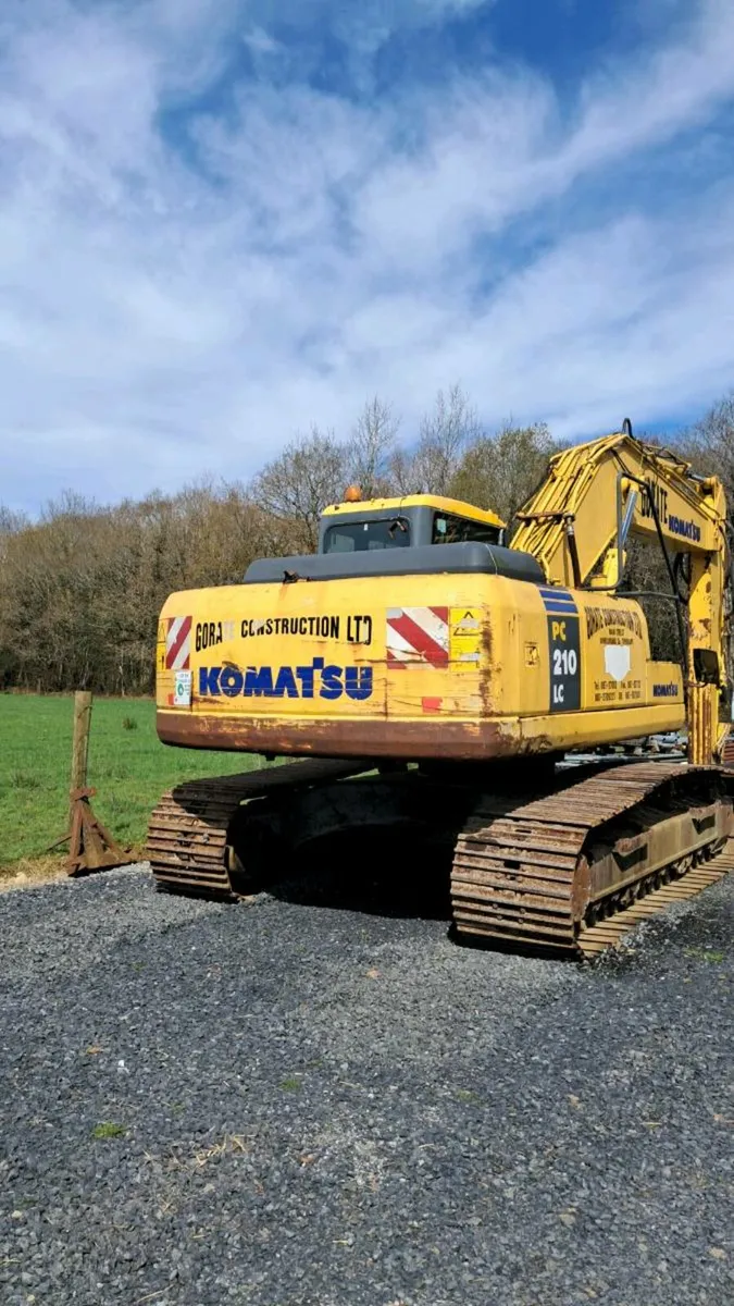 Komatsu 210-7 - Image 3