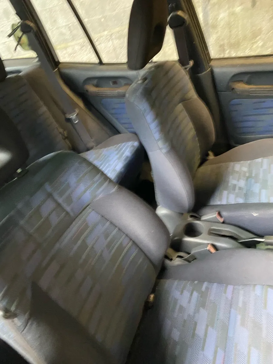 97 Toyota rav4 automatic - Image 2