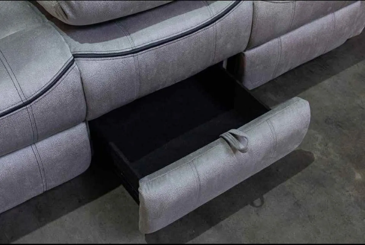 Brand new all recliner sofas with Charing - Image 3
