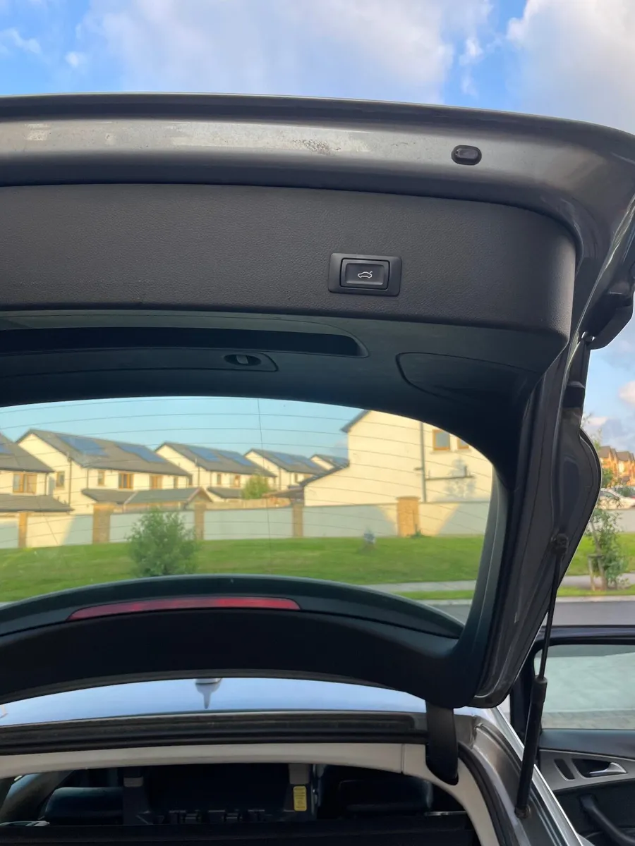Audi A6 2012 Estate Automatic Multitronic - Image 2