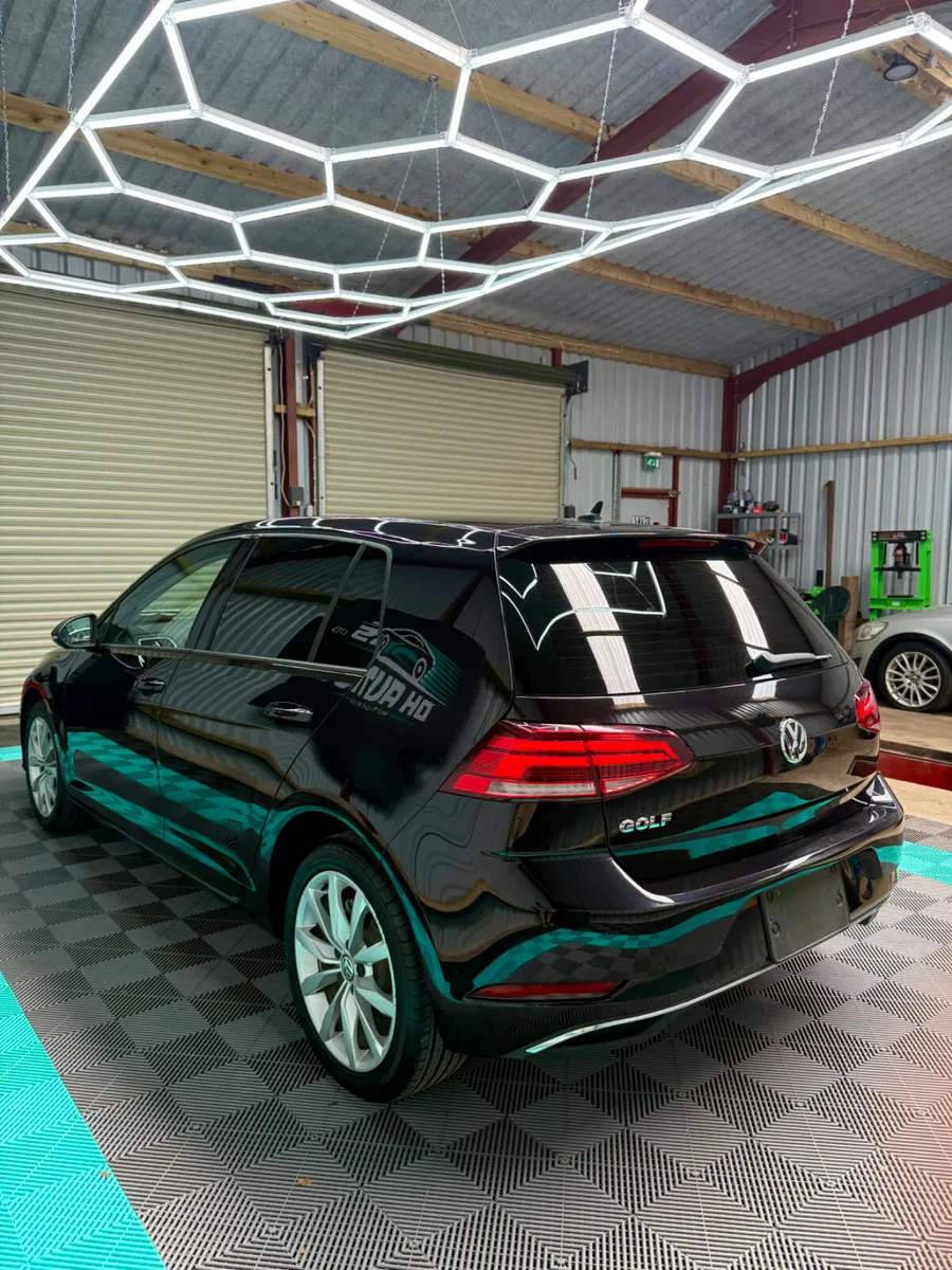 Volkswagen Golf (191) - 1.2 Petrol + Automatic - Image 3