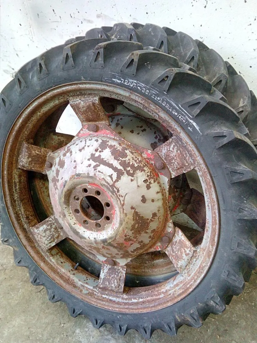 Wheels12.4X28 &Row crops7.2/36 & 600-36 Massey etc - Image 3