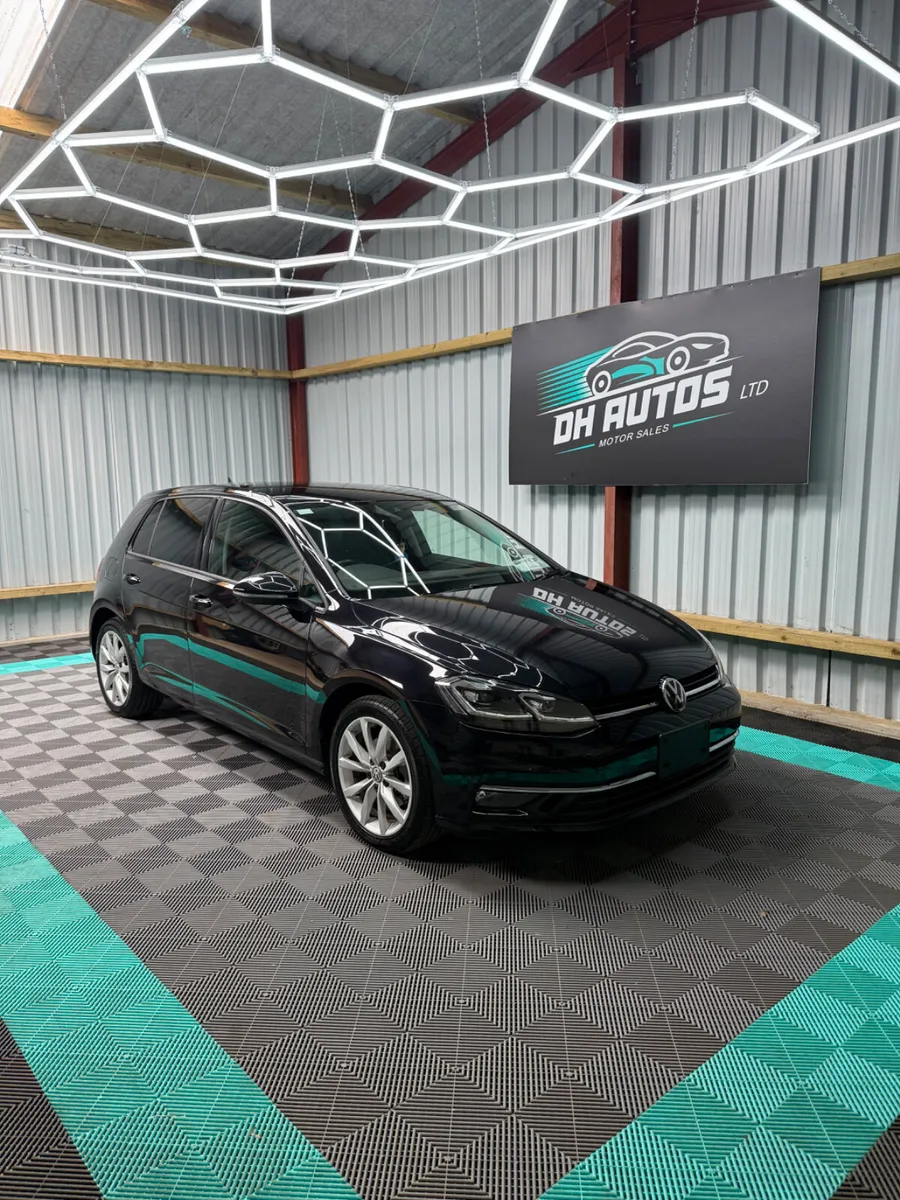 Volkswagen Golf (191) - 1.2 Petrol + Automatic - Image 1