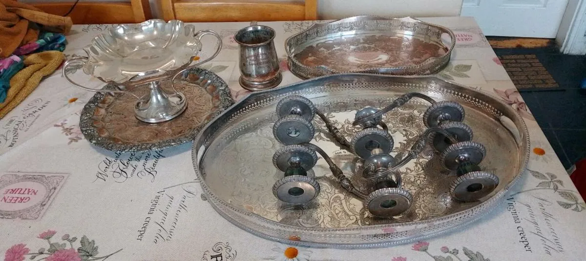 Silver plate - Image 1