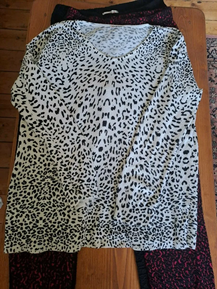 Size 18 trousers and top - Image 2