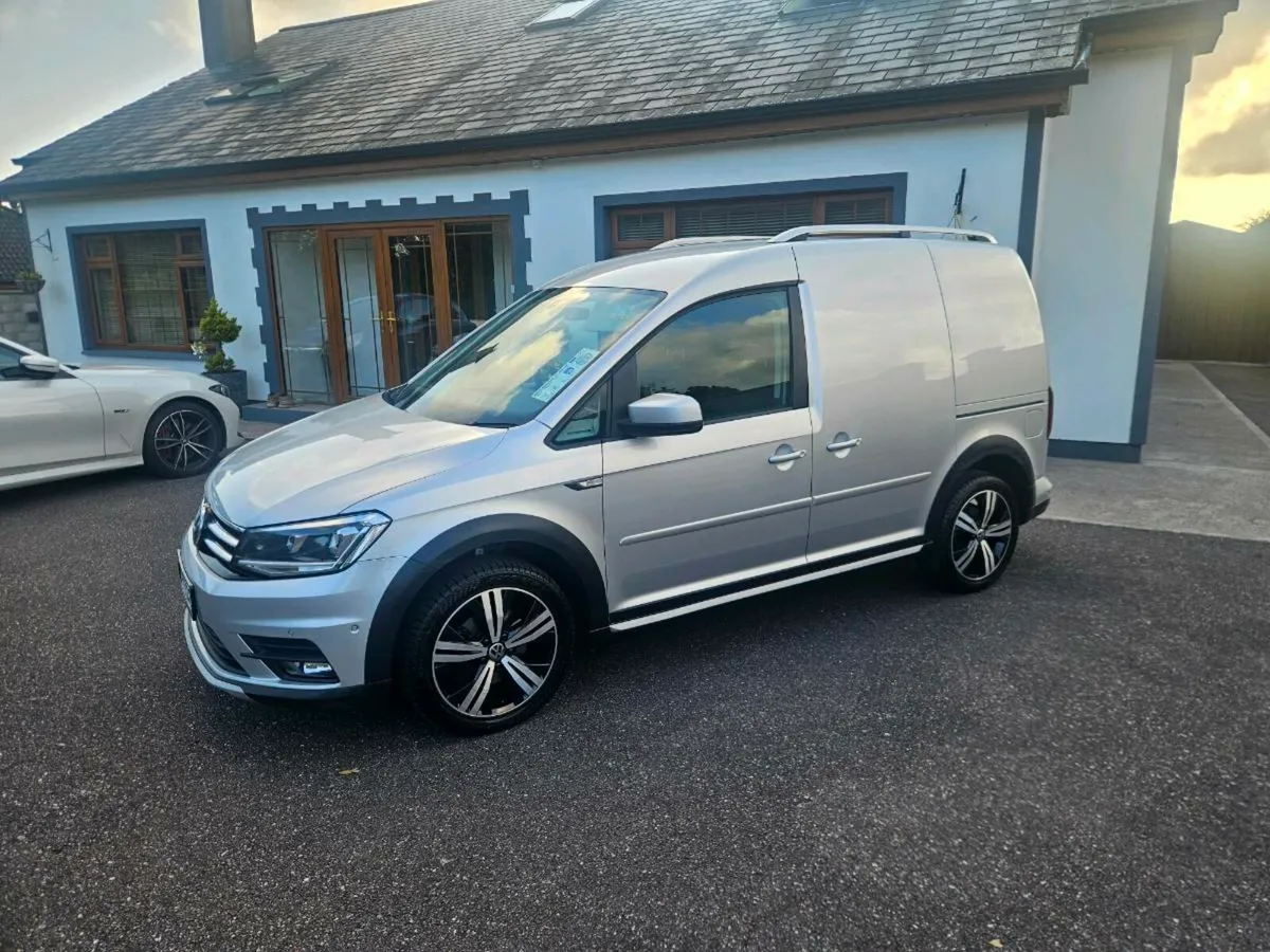 Volkswagen Caddy Alltrack - Image 2