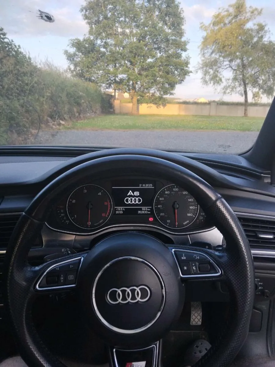 Audi a6 saloon black edition 2014 - Image 4