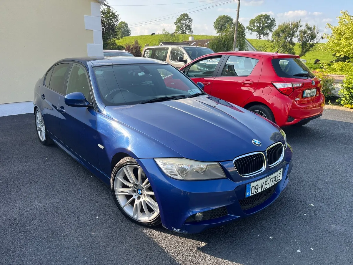 2009 BMW 318 E90 D - Image 4