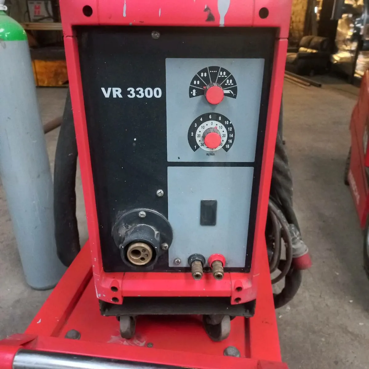 Welder - Image 4