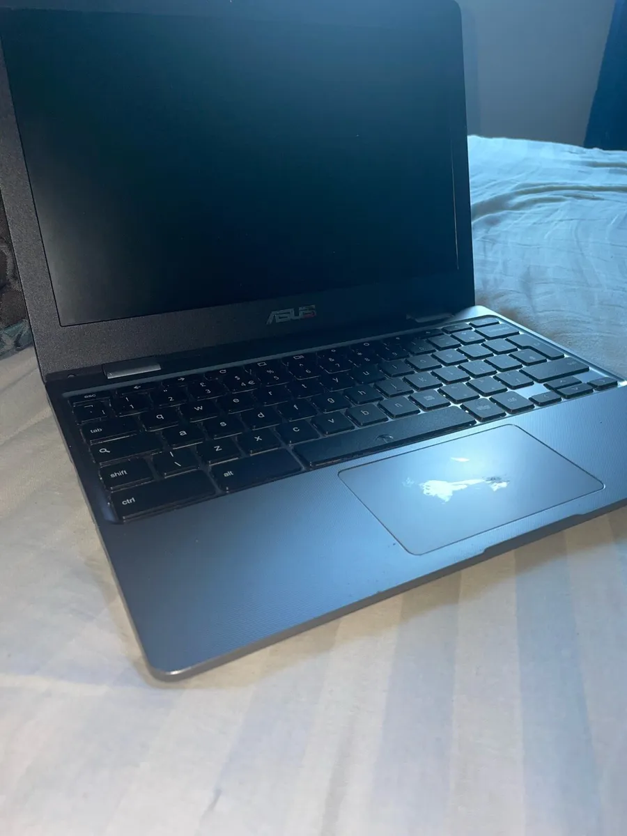 Laptop for Repair or parts - Image 3