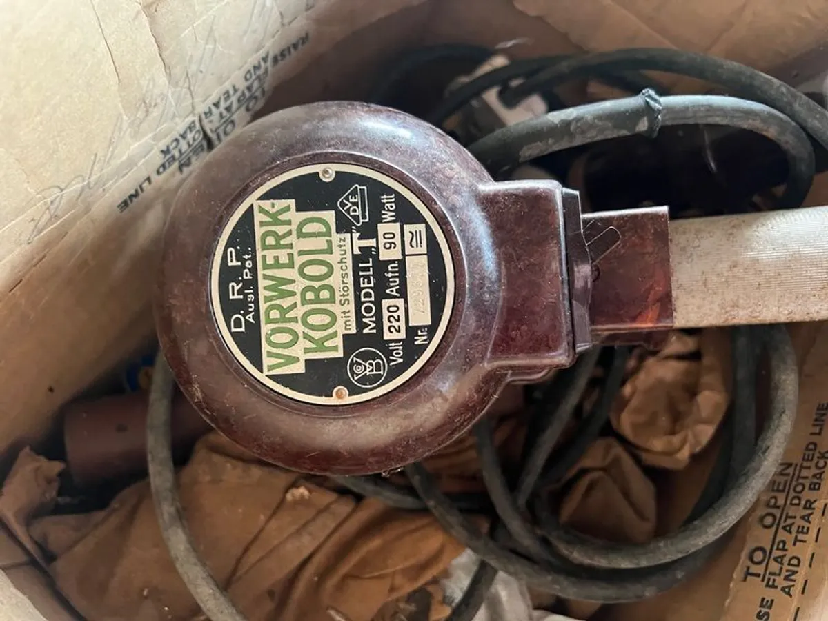 Vintage German Hoover 1930's - Image 1