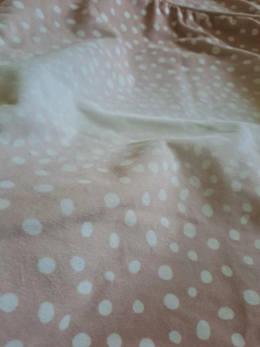 4 cushion covers pink brown - Image 3