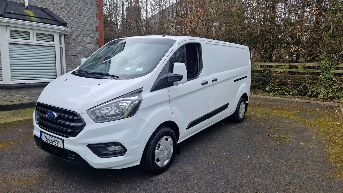 Transit custom - Image 1