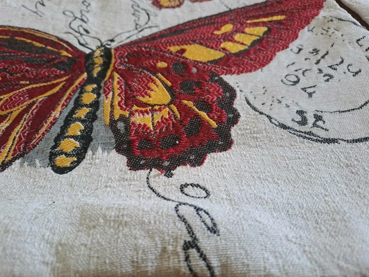 2 Embroided cushion covers butterflies - Image 3