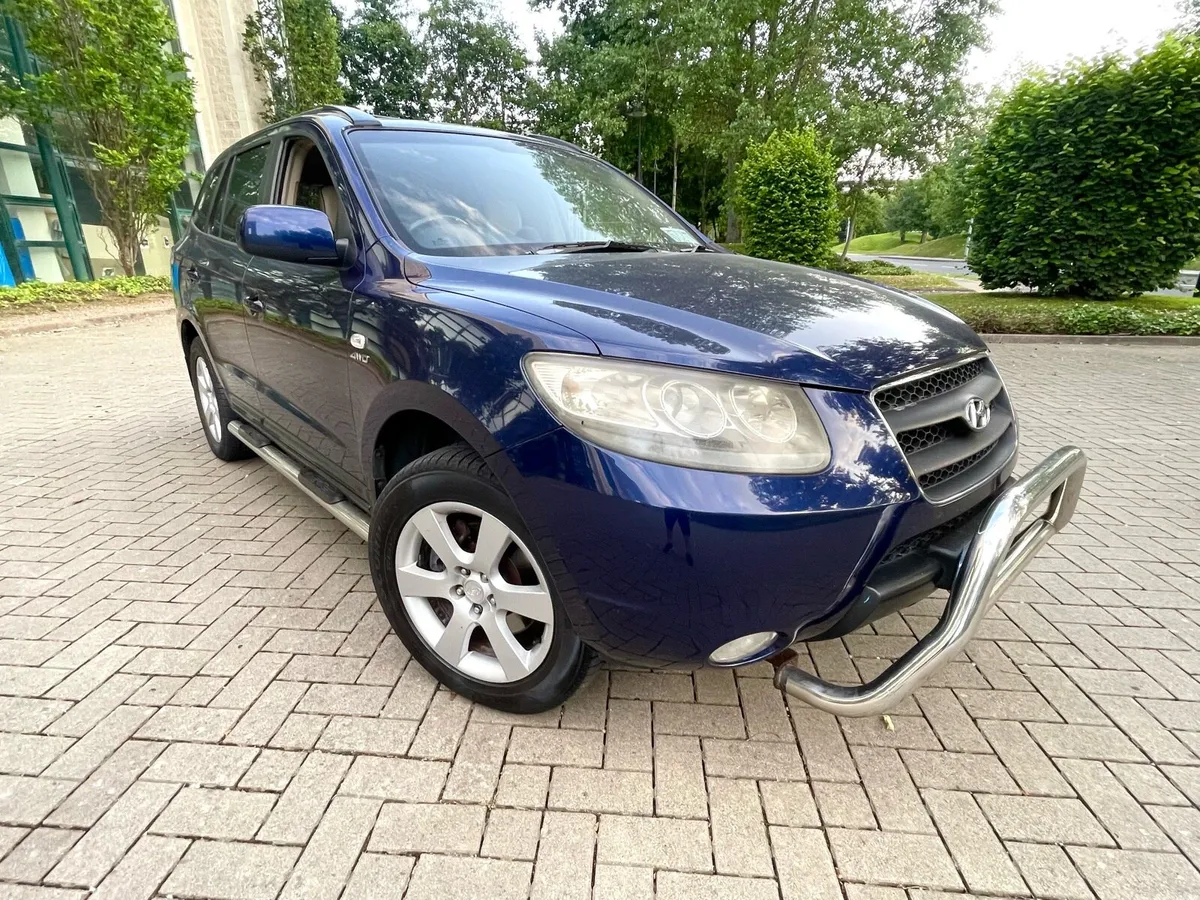 07 Santa Fe 4wd Automatic 7 seater - Image 1