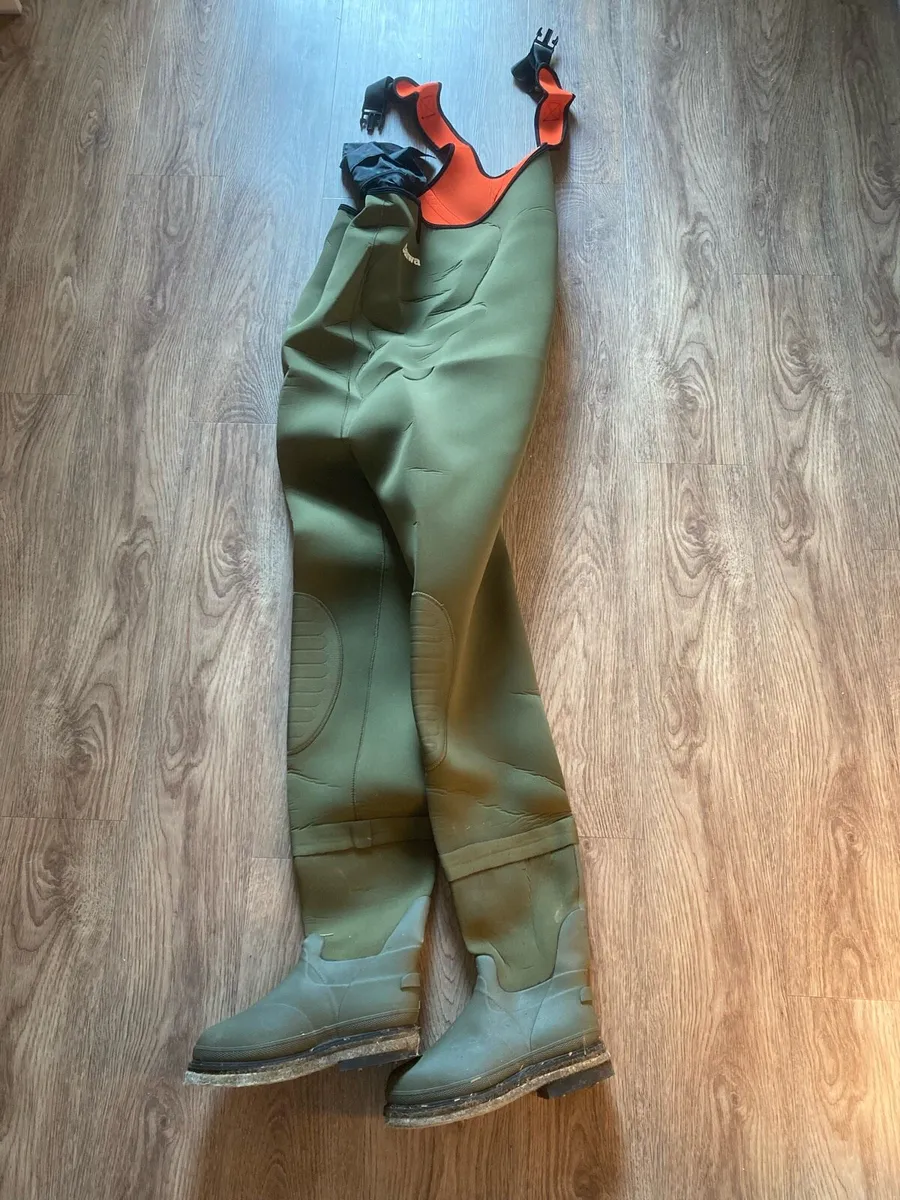 Neoprene waders - Image 1