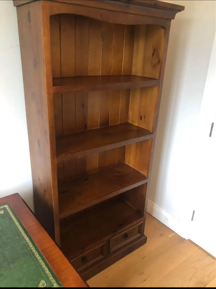 Bookeshelf - Image 1