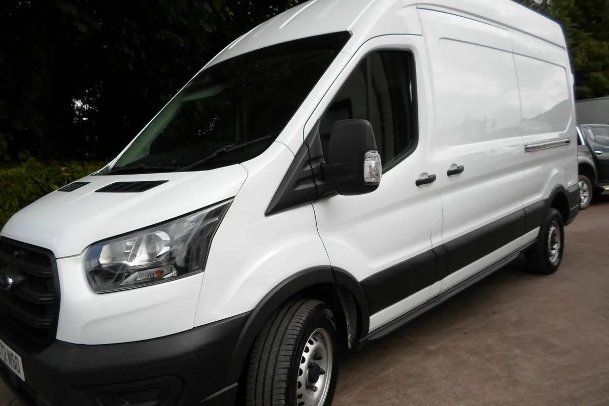 Ford Transit 2022 - Image 1