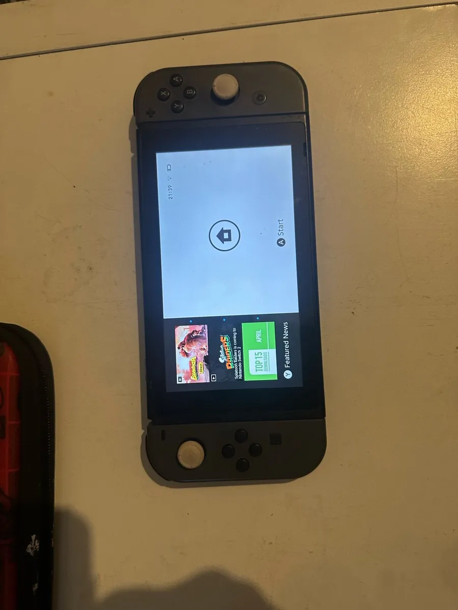 Nintendo switch - Image 2