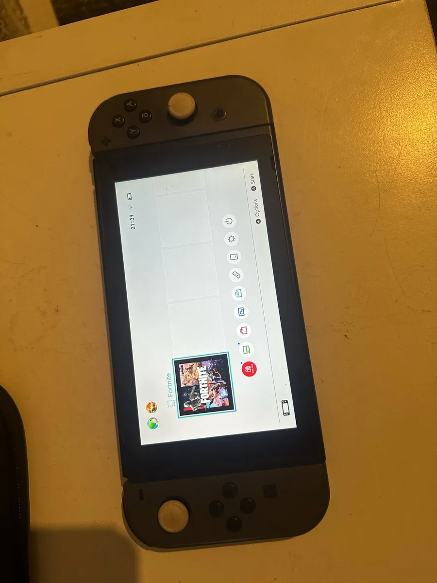 Nintendo switch - Image 4